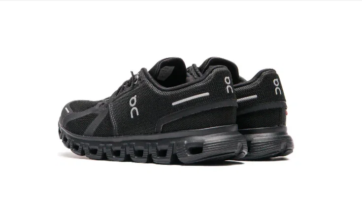 On Running WMNS Cloud 6 3WF10061043 (Gr. 37 bis 42)