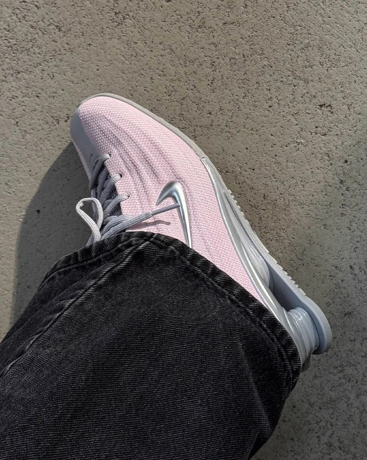 Nike Wmns Shox Z IQ7574 663 (Gr. 35,5 bis 44,5)