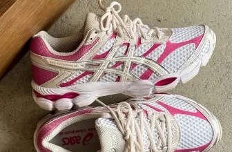 Asics GEL-Cumulus 16 White Cream Sneaker