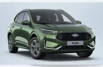 Grüner Ford Kuga ST-LineX FHEV in der Seitenansicht mit Detailaufnahmen von Front und Rad
