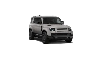 Land Rover Defender 110 in Silber, Frontansicht auf weißem Hintergrund