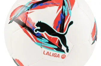 Weißer Fußball mit Puma-Logo, LaLiga-Schriftzug und bunten grafischen Mustern in Rot, Blau und Türkis.