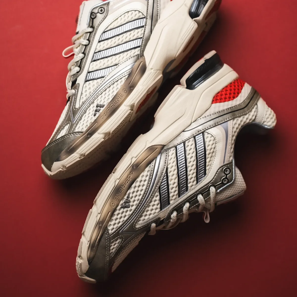 adidas Spiritain 2000 Ivory  Team Green Metallic  Core Black KK2924 (Gr. 40 2/3 bis 47 1/3)
