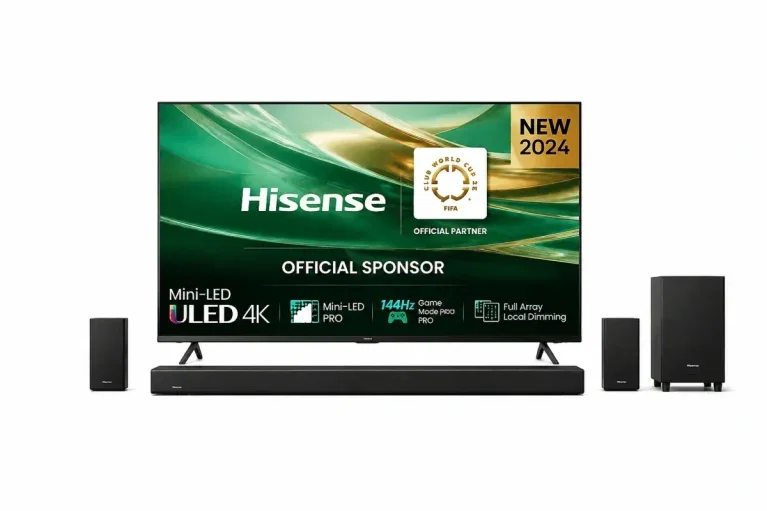 Hisense 75E8S MiniLED 4K TV mit AX512H Soundbar und Subwoofer auf weißem Hintergrund