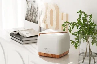 ASAKUKI Aroma-Diffuser mit 700 ml Wassertank und sieben LED-Lichtfarben