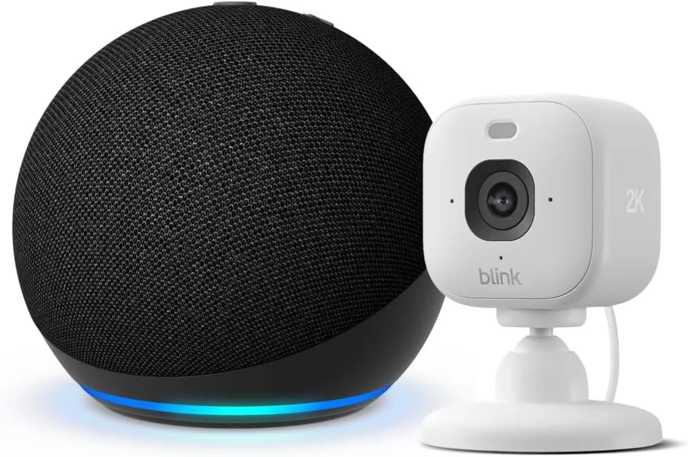 Amazon Echo Dot (neueste Gen.) Anthrazit + Blink Mini 2K+ Überwachungskamera Weiß