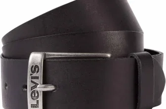 Schwarzer Leder-Gürtel von Levi's, aufgerollt, mit silbernem Dornschließe und Logo