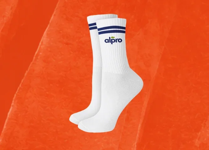 Alpro: Zwei Produkte kaufen und ein Paar Socken gratis bekommen