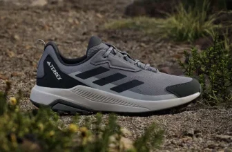 adidas Terrex Anylander Wanderschuh in Grey Three, Legend Ink und Carbon