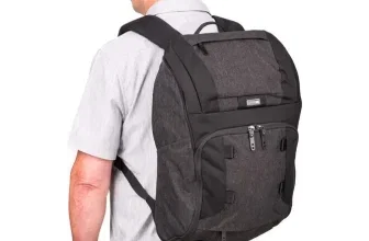 Think Tank Photo SpeedTop 30 Rucksack mit 30 Litern Fassungsvermögen und magnetischem Schnellverschluss