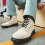 Dr. Martens1460 PASCAL SCHNÜRSTIEFEL AUS WILDLEDER SAND E H SUEDE für 89,00 € inkl. Versand (statt 125,00 €)