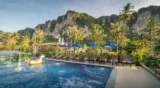 Thailand: 4* Sterne Andaman Breeze Resort inkl. Frühstück & Gratis Storno im Deluxe Doppelzimmer ab 10€ pro Person/ Nacht