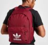 Adidas Classic Rucksack in Rot für 15,99 € inkl. Versand (statt 25,96 €)