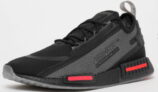Adidas NMD_R1 Spectoo Sneaker in Schwarz (Gr. 40 bis 43 2/3) für 70,00 € inkl. Versand (statt 112,49 €)