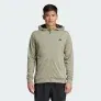 Adidas Train Essentials Camo Kapuzenjacke IW8499 (Gr. XS bis XL) für 26,00 € inkl. Versand (statt 50,00 €)