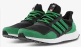 Adidas Ultraboost DNA x Lego Sneaker (2 Farben, Gr. 40 bis 46 2/3) für 87,99 € inkl. Versand