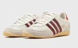 adidas Originals – Japan (Gr. 35 1/3 – 44 & 47 1/3 – 48 2/3) für 67,20 € inkl. Versand (statt 89,99 €)
