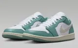 Nike Air Jordan 1 Low DC0774-138 (Gr. 35,5 bis 44,5) ab 64,99 € inkl. Versand (Nike Member) (statt 97,50€)