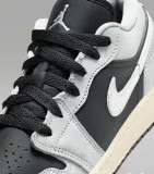 Air Jordan 1 Low SE HQ2021-012 (Gr. 35,5 bis 40) ab 49,99 € inkl. Versand  (Nike Member) (statt 99,95 €)