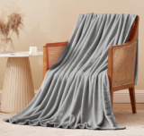Aisbo Kuscheldecke Flauschig Decke Grau – 130×150 cm für 6,99 € inkl. Prime-Versand (statt 13,99 €)