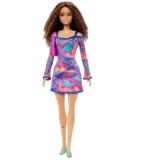 BARBIE Fashionistas Puppe Nr. 206 – Gekrepptes Haar & Sommersprossen für 11,89 € inkl. Prime-Versand (statt 15,54 €)