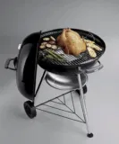 Weber Holzkohlegrill Compact Kettle mit Ø 57cm in Schwarz für 118€ inklusive Versand