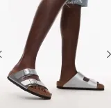 Birkenstock – Arizona – Birko-Flor-Sandalen in Silber (Gr. 35 bis 41) für 61,20 € inkl. Versand (statt 89,90 €)