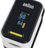 Braun Healthcare Pulsoximeter 1 (Sauerstoffsättigung, Blutsauerstoffgehalt, klinisch genaues) YK-81CEU für 17,79 € inkl. Prime-Versand (statt 21,97 €)