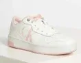 Calvin Klein Sneaker, Cupsole Laceup Basket Low LTH weiß/rosa für 39,95 € inkl. Versand (statt 72,00 €)
