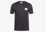 Calvin Klein T-Shirt Turn-Up Logo in Regular Fit [Größen S bis L & XXL] – für 14,95€ inkl. Versand statt 28€