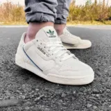 adidas Originals Continental 80 Sneaker [Gr. 36 bis 44 & 48 2/3] – für 52,43€ inkl. Versand statt 65€