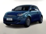 Fiat 500e (Elektro, 118 PS, EZ 07/23 10 km, grün, automatisch) für 20.288,00 € (statt 36.660,00 €)