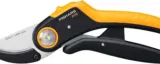 Fiskars Parslus PowerLever P741 Gartenschere (Plus PowerLever, P741, Für trockenes und hartes Holz, Antihaftbeschichtet, Edelstahl-Klingen) – für 15,49 € inkl. Versand (statt 26,63 €)