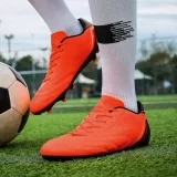 HaloTeam Fußballschuhe (7 Farben, Gr. 39 bis 45)