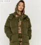 Tally Weijl 30% extra Rabatt auf Jacken und Mäntel z.B.: Steppjacke mit Kapuze in 2 Farben für je 24,99 € inkl. Versand (statt 60,00 €)