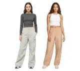 NIKE Woven Damen Cargo-Hose (Gr. XS bis L – Hellgrau oder Beige)
