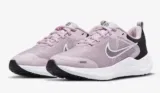 Nike Downshifter 12 Kinder Sneaker für 30,98 € inkl. Versand (statt 43,97 €)