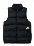 NIKE Kinder Weste NSW SNYFILL (Gr. S + M) für 27,61 € inkl. Versand