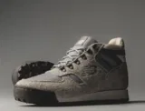 New Balance Rainier URAINAD „Raincloud“ Vibram für 99,50 € inkl. Versand (statt 169,00 €)