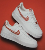 Nike Air Force 1 ’07 Damen Sneaker DZ2784-101 (Gr. 35,5 bis 42)