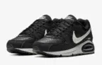 Nike Air Max Command Sneaker (Größe 36,5 bis 41) für 80,97 € inkl. Versand (statt 110,30 €)