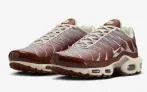 Nike Air Max Plus II7637-200 (Gr. 35,5 bis 47) für 94,99 € inkl. Versand (statt 189,99 €)