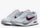 Nike Air Max Solo DX3666-004 Sneaker für 54,99 € inkl. Versand statt 108,90 €