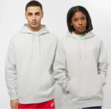 Nike Club Fleece Hoodie (Gr. S/M/XL/XXL) für 35,99 € inkl. Versand (statt 47,95 €)