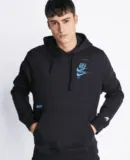 Nike Club Mftra Over The Head Hoody (Gr. XS bis XXL) für 23,99 € inkl. Versand (statt 53,99 €)