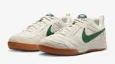 Nike Gato IH4045-030 (Gr. 32 bis 39) ab 48,49 € inkl. Versand (Nike Member) (statt 79,99 €)