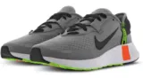 Nike Reposto  (Gr. 40,5 bis 47,5) für 53,39 € inkl. Versand (statt 80,00 €)