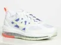 Nike Sneaker Air Max Genome, weiß für 74,75 € inkl. Versand (statt 135,90 €)