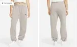 Nike Sportswear Collection Essentials Damenhose (Gr. M bis XL) für 47,20 € inkl. Versand (statt 62,94 €)