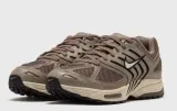 Nike Wmns Air Pegasus 2005 C.o.r Damen Sneaker Hq5725-200 (42,5 Bis 46) Für 64,00 € Inkl. Versand